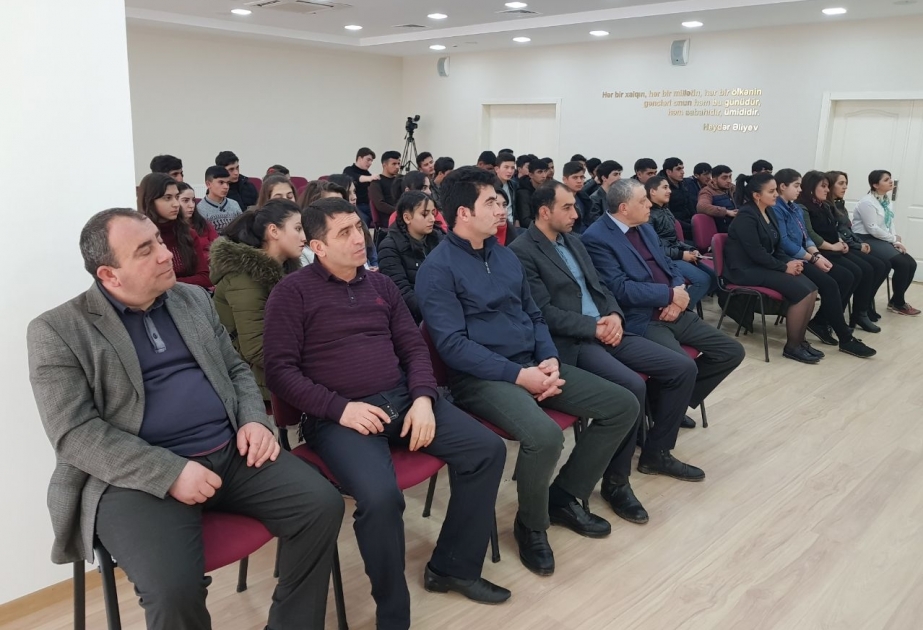 Tovuzda ilk dəfə səs verəcək gənclərlə görüş keçirilib