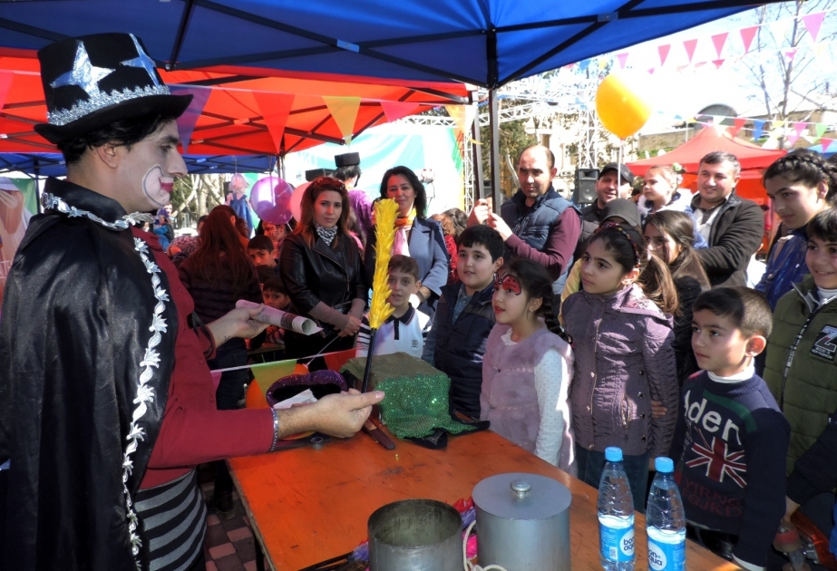 Gəncədə keçirilən “Atalar və qızlar” festivalı maraqla qarşılanıb VİDEO