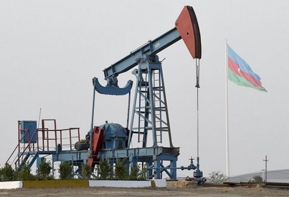 Азербайджан в очередной раз выполнил обязательство о сокращении добычи нефти на 35 тысяч баррелей ежесуточно