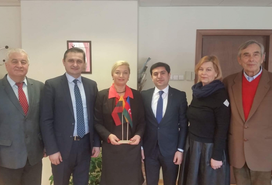 Litvalı iş adamları Azərbaycanın biznes imkanları barədə məlumatlandırılıblar