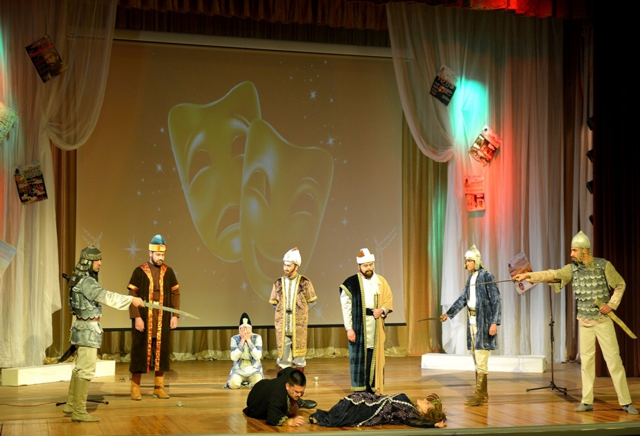 Naxçıvan teatrı mütərəqqi ənənələrinə sadiq qalaraq fəaliyyətini uğurla davam etdirir