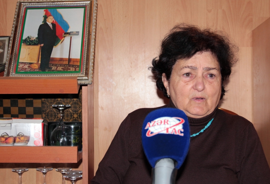 Qocalar üçün açılan süfrə