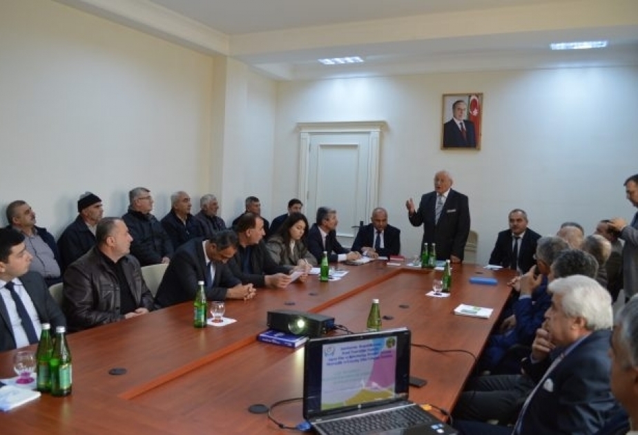 Astarada “Çay və sitrus bitkilərinin mütərəqqi becərmə texnologiyası” mövzusunda müzakirələr aparılıb