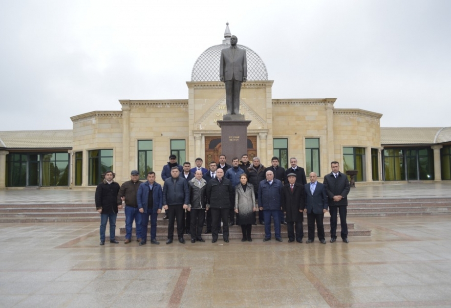 Biləsuvar regional Mədəniyyət və Turizm İdarəsinin kollektivi Cocuq Mərcanlı kəndində olub