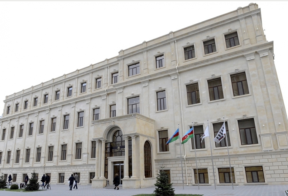 UN Program Director visits Baku Higher Oil School