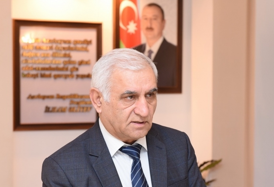 Azərbaycan ədəbiyyatşünaslığında Mirəli Seyidovun elmi-nəzəri fəaliyyətinin əhəmiyyətli rolu var