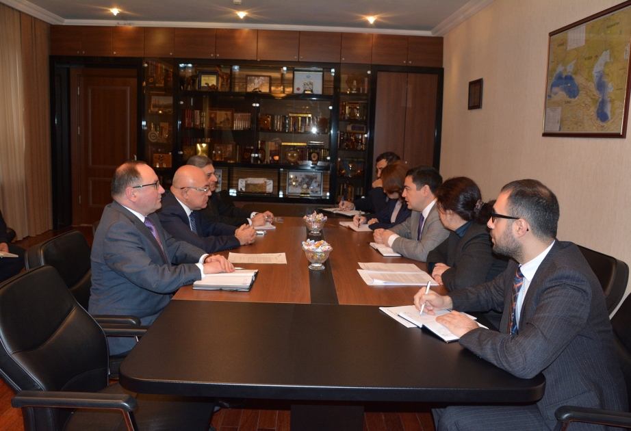 AmCham üzvlərinin Gömrük Komitəsinin fəaliyyəti ilə bağlı sualları cavablandırılıb