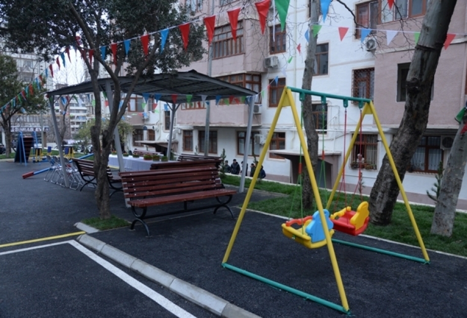 Novruz bayramı ərəfəsində Nəsimi rayonunda “Abad həyət” istifadəyə verilib