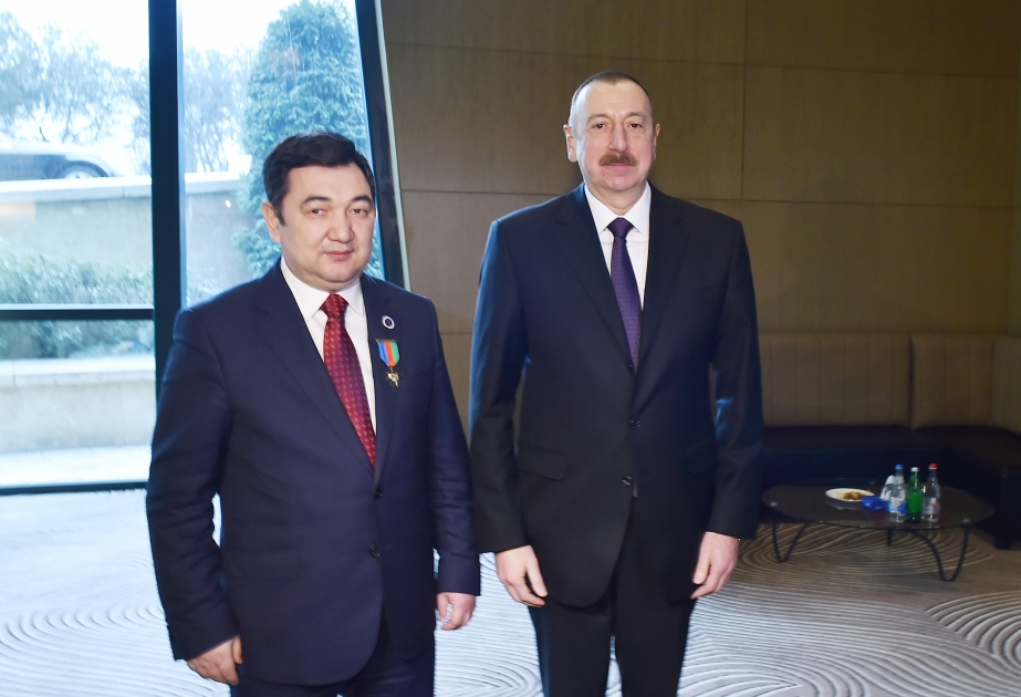 Präsident der Internationalen Türkischen Akademie Darhan Kydyrali mit Orden “Dostlug“ ausgezeichnet VIDEO