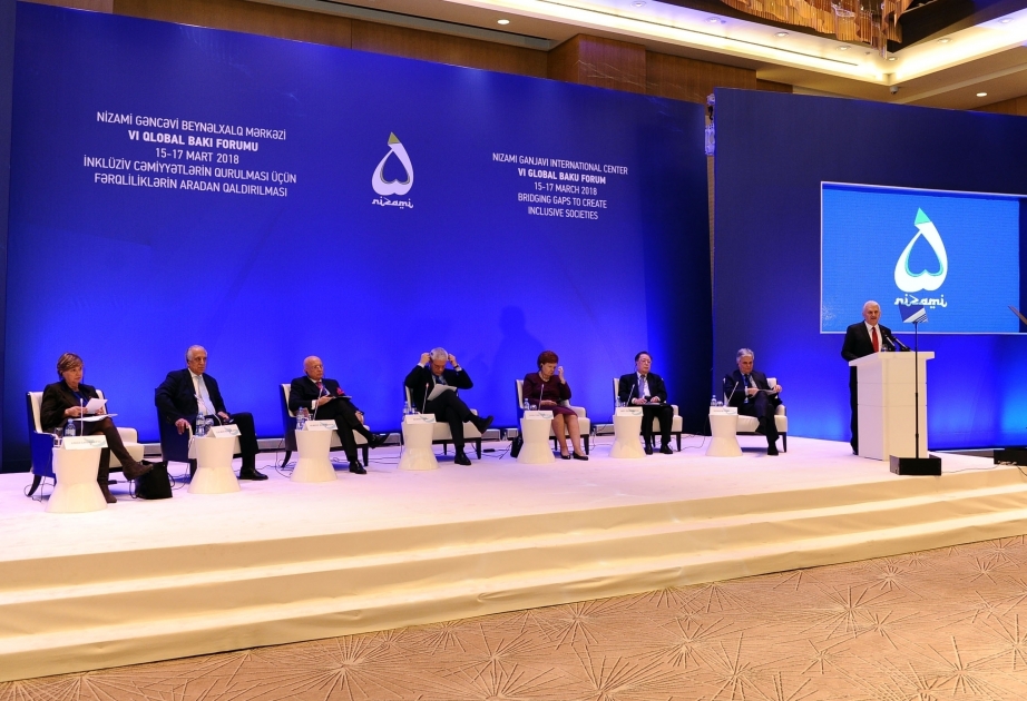 VI Qlobal Bakı Forumu işini panel iclasları ilə davam etdirib YENİLƏNİB