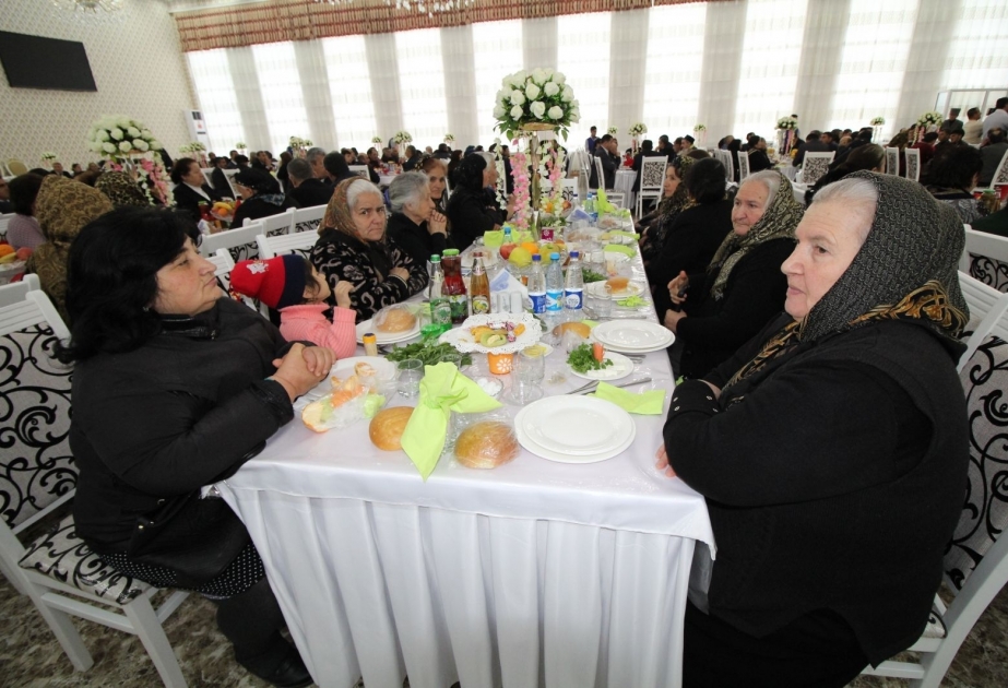 Qazaxda şəhid ailələri və Qarabağ müharibəsi əlilləri üçün bayram süfrəsi açılıb