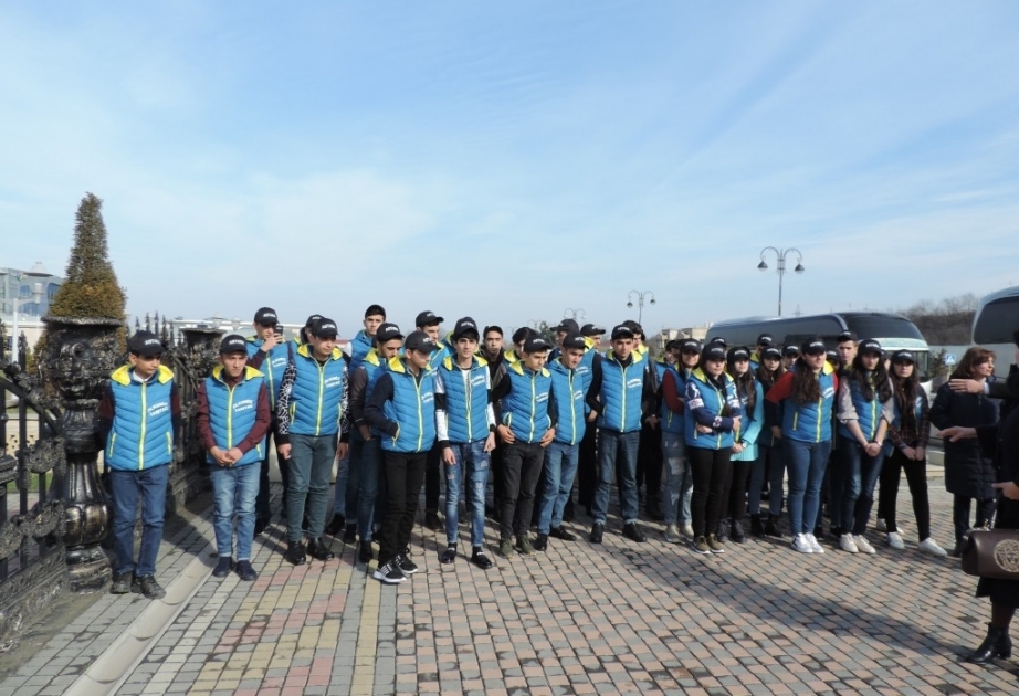 “Ölkəmizi tanıyaq”: on rayonun məktəbliləri Novruz bayramı ərəfəsində şimal bölgəsinə ekskursiyaya gəliblər