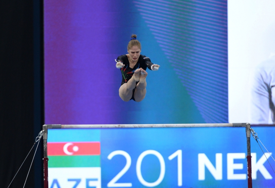 Qadın gimnastlarımız müxtəlif hündürlüklü qollarda hərəkətlərdə Dünya Kubokunun finalına yüksəliblər