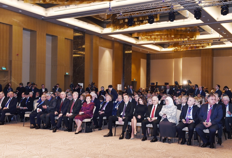 VI Qlobal Bakı Forumu işə başlayıb  Azərbaycan Prezidenti İlham Əliyev Forumun açılışında iştirak edib YENİLƏNİB 2 VİDEO