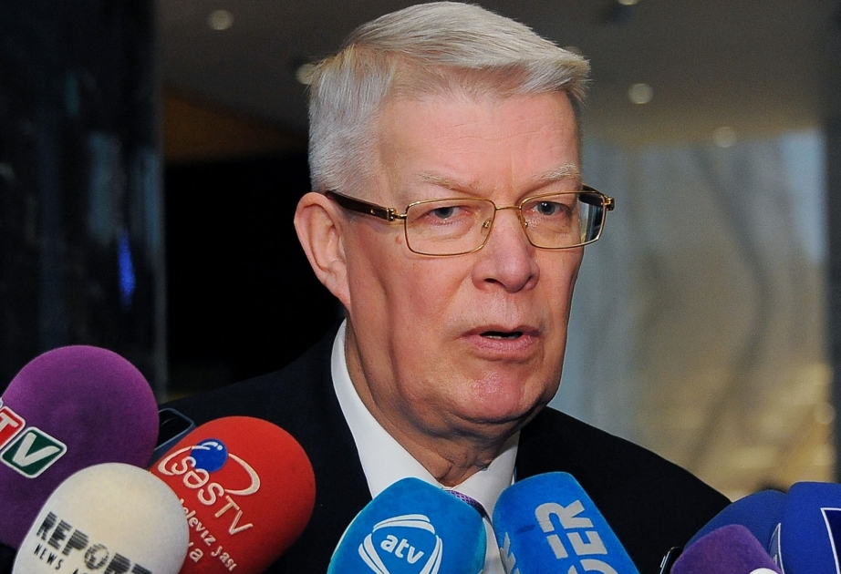 Valdis Zatlers: Azərbaycan qlobal müzakirələr üçün mühüm platformadır