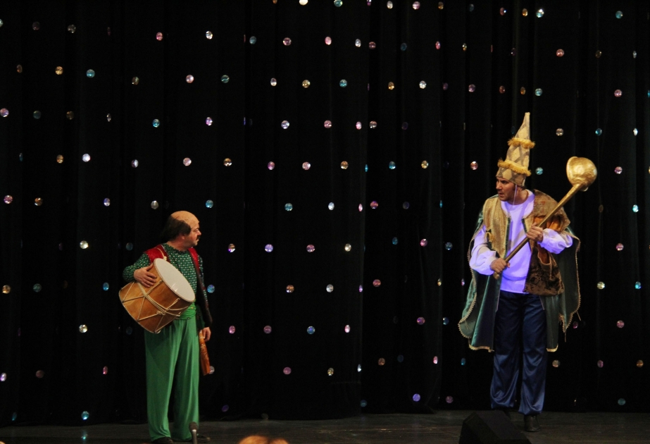 Gənc Tamaşaçılar Teatrında “Qar kraliça” tamaşasının premyerası olub