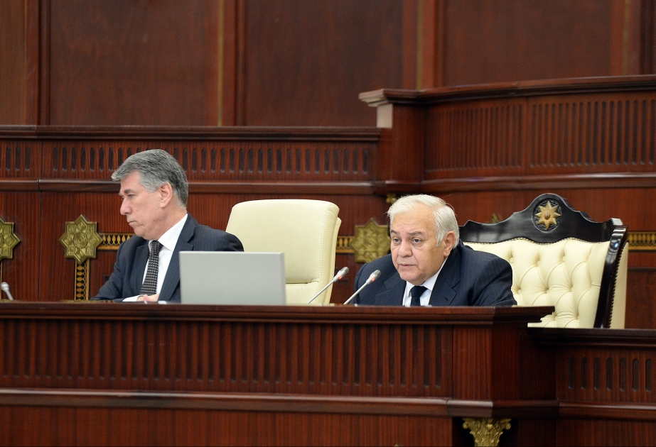 Oqtay Əsədov: Həyata keçirilən tədbirlər Azərbaycanın investisiya qoyuluşları üçün cəlbediciliyini qoruyub saxlayır