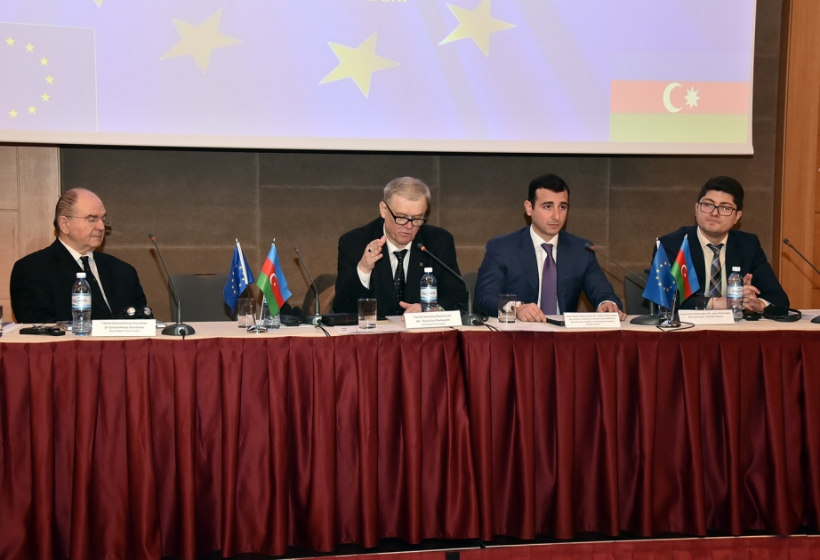 Hakimlərin toxunulmazlığının məhdudlaşdırılmasına dair qanun layihəsi müzakirə edilib