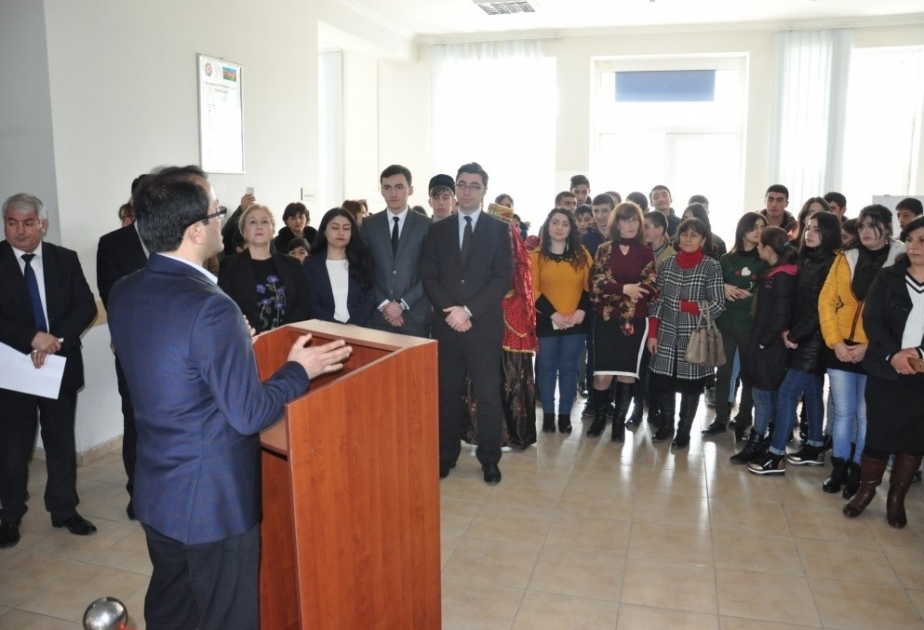 “Pilot layihəsi” çərçivəsində Nic qəsəbəsində səyyar kitab sərgisi açılıb