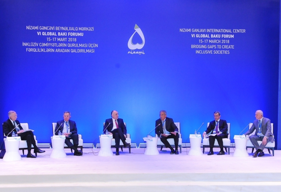 VI. Globales Bakuer Forum setzte seine Arbeit mit Podiumdiskussionen fort