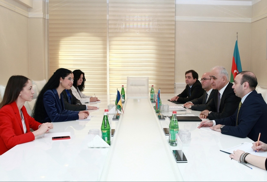 Azerbaijan, Romania discuss cooperation in field of economy