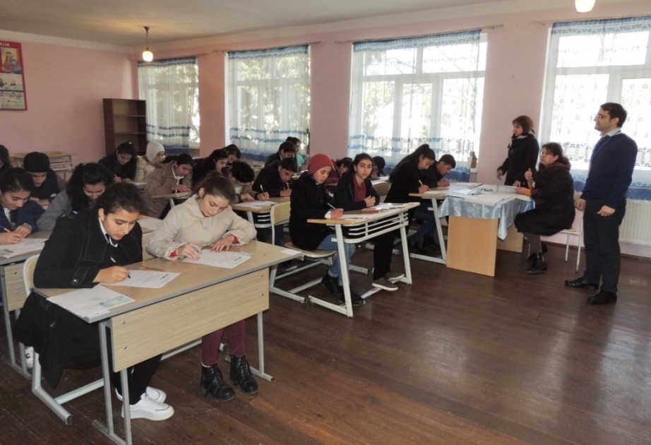 Göyçayda şagirdlər arasında keçirilən buraxılış imtahanları başa çatıb