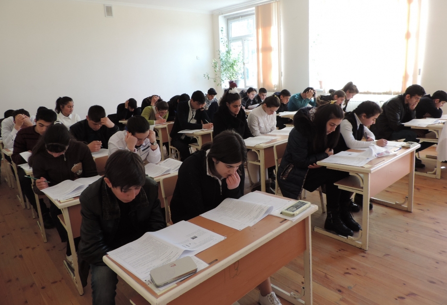 İsmayıllıda keçirilən buraxılış imtahanında 974 nəfər IX sinif şagirdi iştirak edib