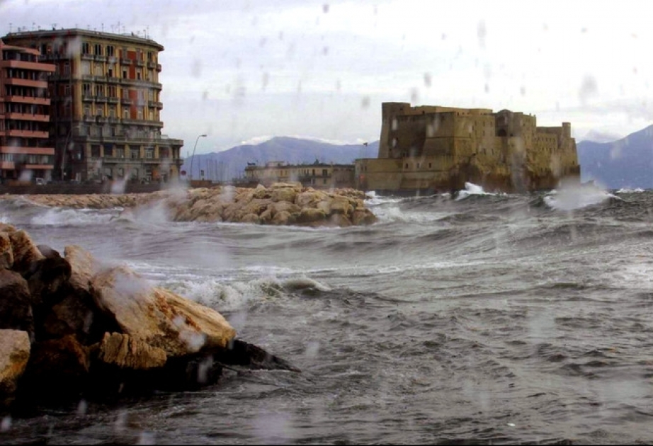 İtaliyada qədim Neapol limanı tapılıb