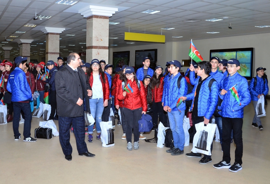 "Ölkəmizi tanıyaq” tur-aksiyasının Bakıdan olan iştirakçıları Naxçıvandan geri dönüblər