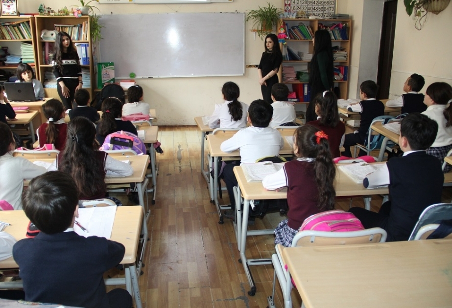 Tələbələrin təqdimatı: “Şərq dünyasında Novruz”