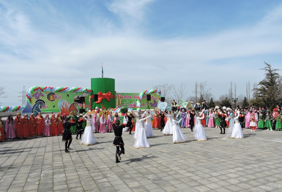Baharın gəlişi Qaxda böyük coşqu ilə qeyd olunub