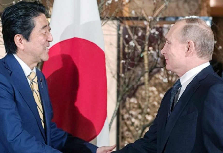 Şinzo Abe və Vladimir Putin arasında telefon danışığı olub