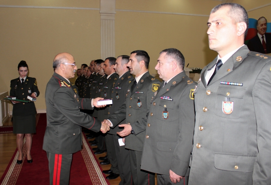 Daxili Qoşunların Baş İdarəsində bir qrup hərbi qulluqçuya mükafatlar təqdim olunub