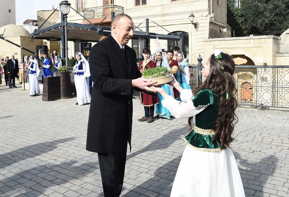 Prezident İlham Əliyev Novruz bayramı münasibətilə ümumxalq şənliyində iştirak edib YENİLƏNİB