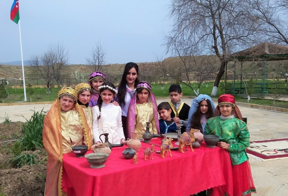 Tarix-memarlıq qoruğunda Novruz şənliyi