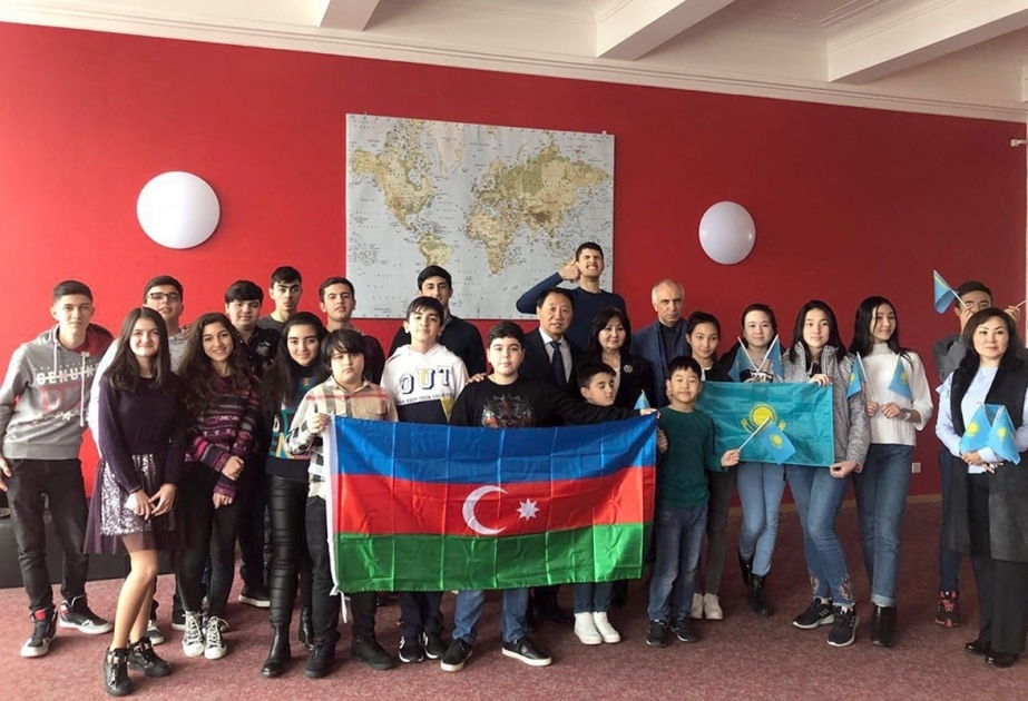 İsveçrənin Leysin şəhərində azərbaycanlı məktəblilər üçün Novruz şənliyi keçirilib