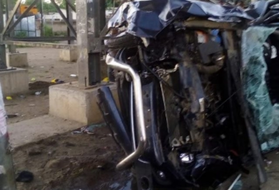 Mozambikdə dəhşətli yol qəzası: 21 nəfər ölüb, 30 nəfər yaralanıb
