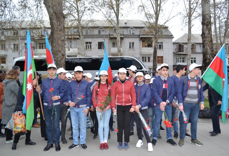 Mingəçevir məktəbliləri cənub bölgəsinə yola salınıb