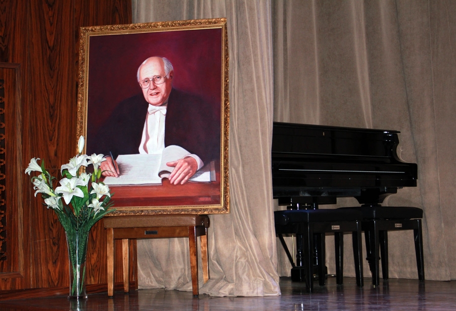Mstislav Rostropoviçin xatirəsinə həsr edilmiş konsert proqramı təqdim edilib