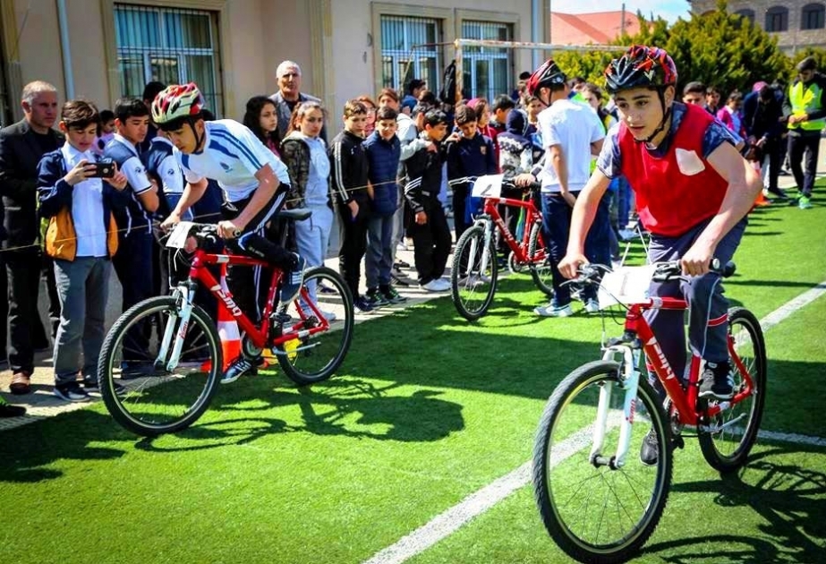 Məktəblərdə velosiped idmanının “BMX Racing” növü üzrə dünya çempionatı barədə tədbirlər keçiriləcək