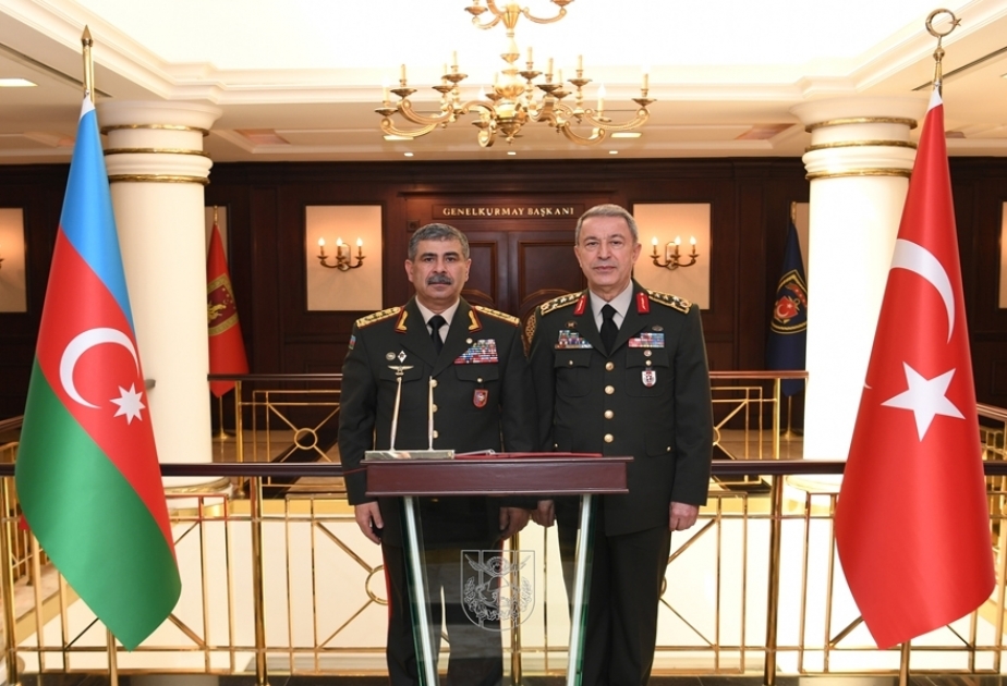 Azerbaijan, Turkey discuss prospects for developing military cooperation