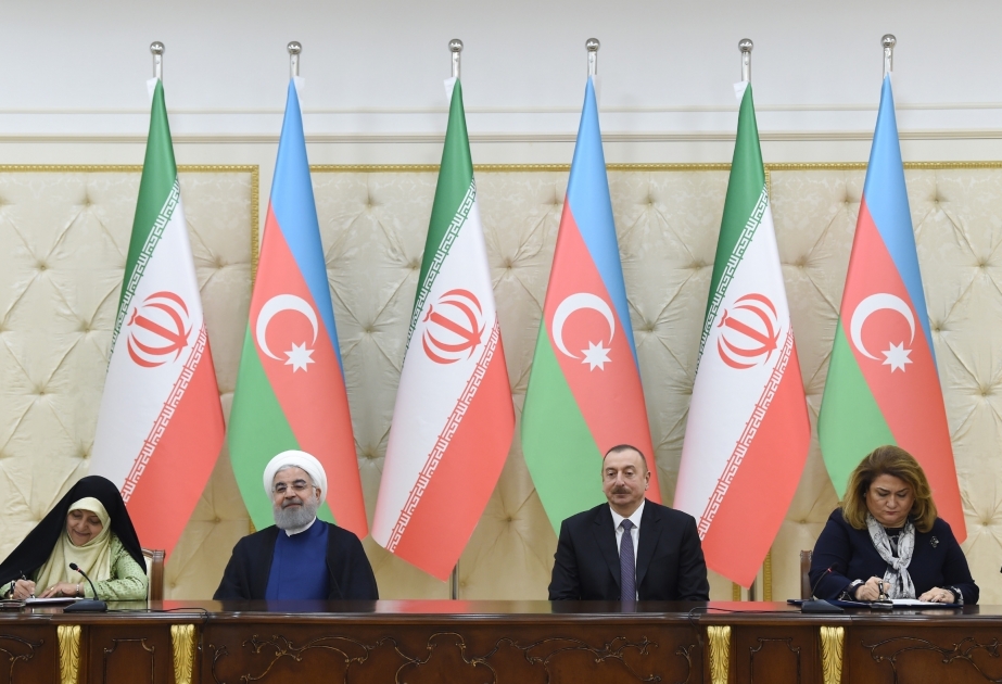 Aserbaidschan und Iran unterzeichnen eine Reihe von Dokumenten VIDEO