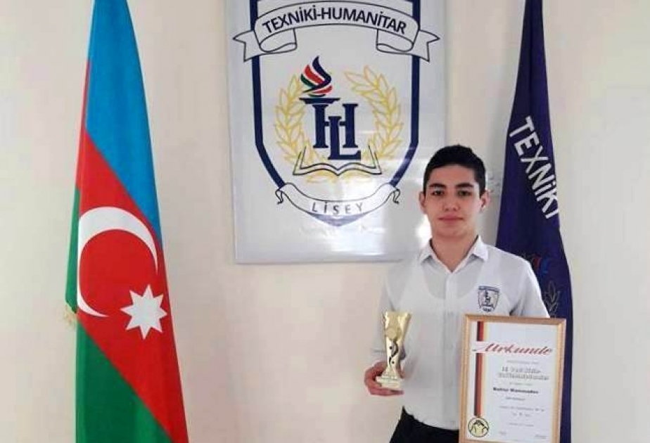 Paytaxt məktəblisi beynəlxalq turnirdən qızıl medalla qayıdıb