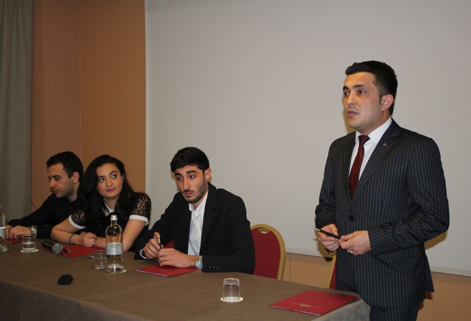 Azərbaycanlı tələbələrin İtaliya cəmiyyətinə inteqrasiyası layihəsi çərçivəsində yekun görüş keçirilib VİDEO