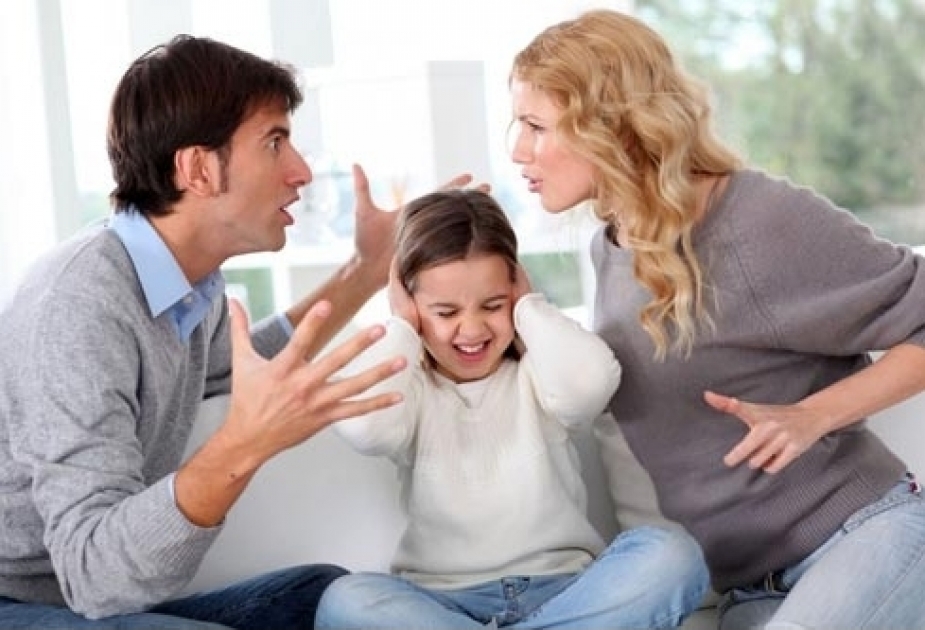 Valideynlər arasında dava-dalaş uşaqların sağlamlığına necə təsir edir?