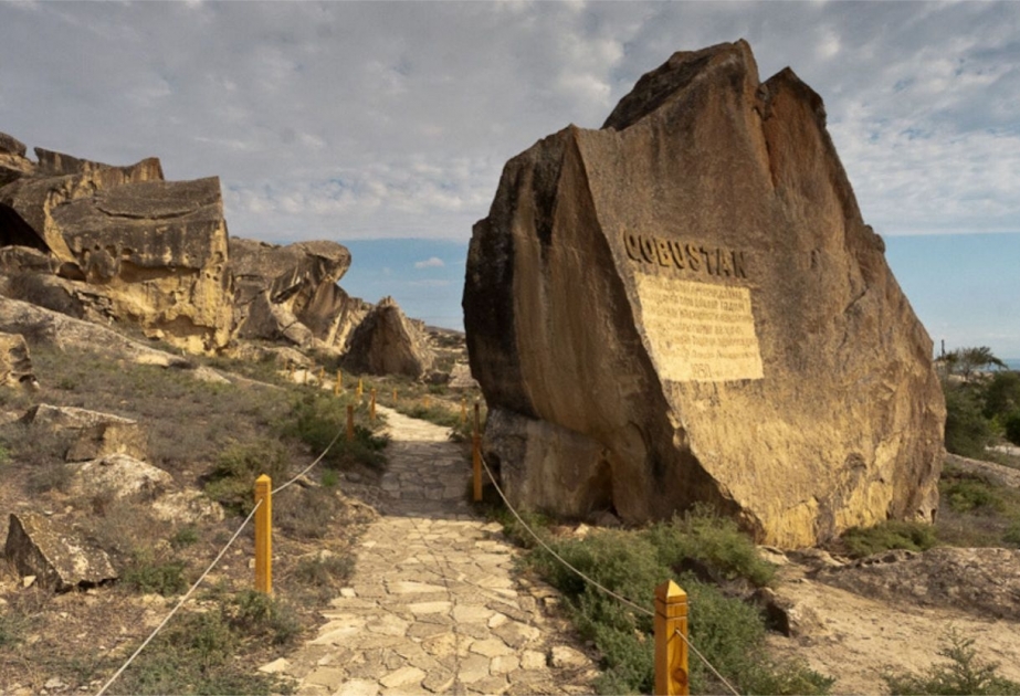 Bayram günləri Qobustan qoruğunu mindən çox turist ziyarət edib