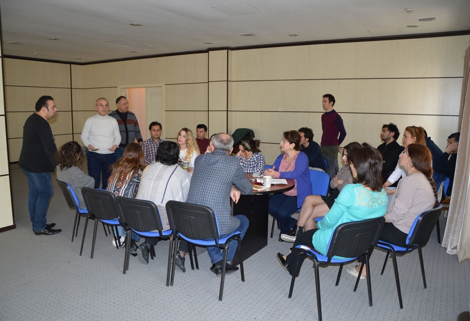 Gənc Tamaşaçılar Teatrı balacaları sevindirəcək