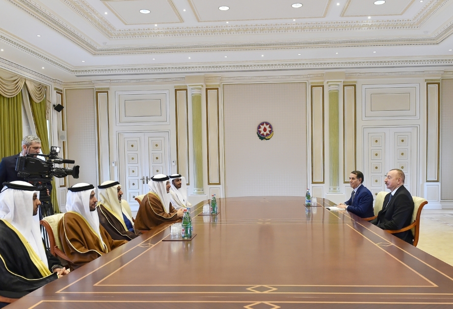 伊利哈姆·阿利耶夫总统接见阿联酋外交国务部长率领的代表团