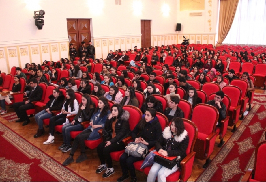 Azərbaycan Dövlət Pedaqoji Universitetində “Bakı Marafonu-2018”in təqdimatı olub