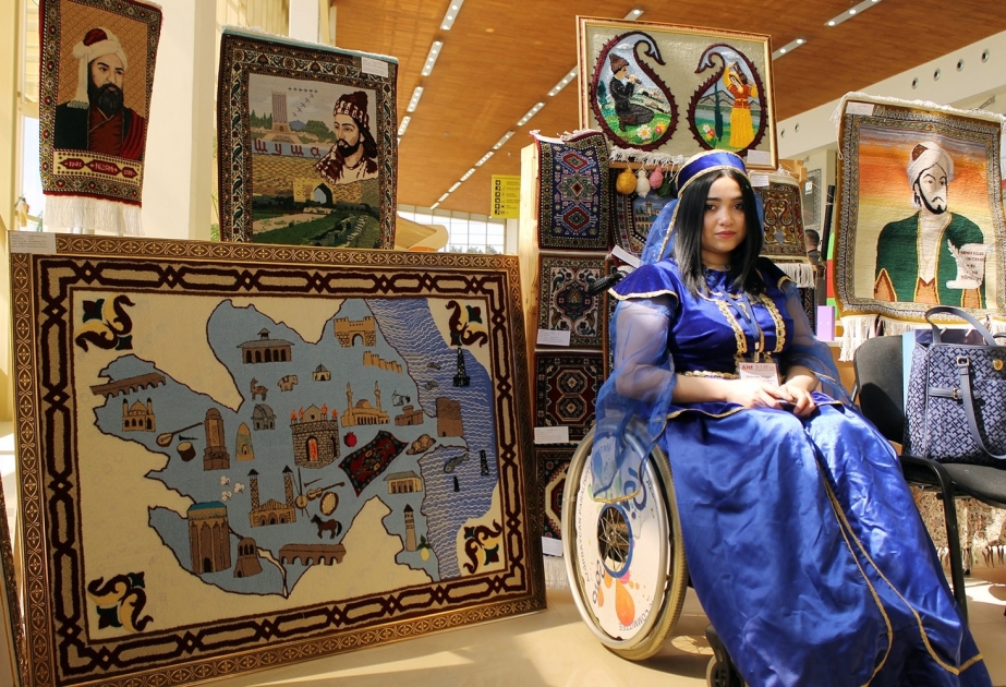 Azərbaycan Beynəlxalq “Turizm və səyahətlər” sərgisində ilk dəfə sağlamlıq imkanları məhdud gənclərin əl işləri nümayiş olunur